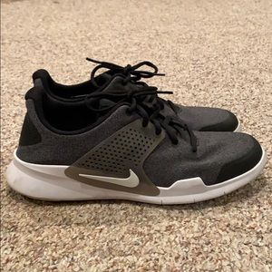 Nike Men’s Arrowz Running Shoes